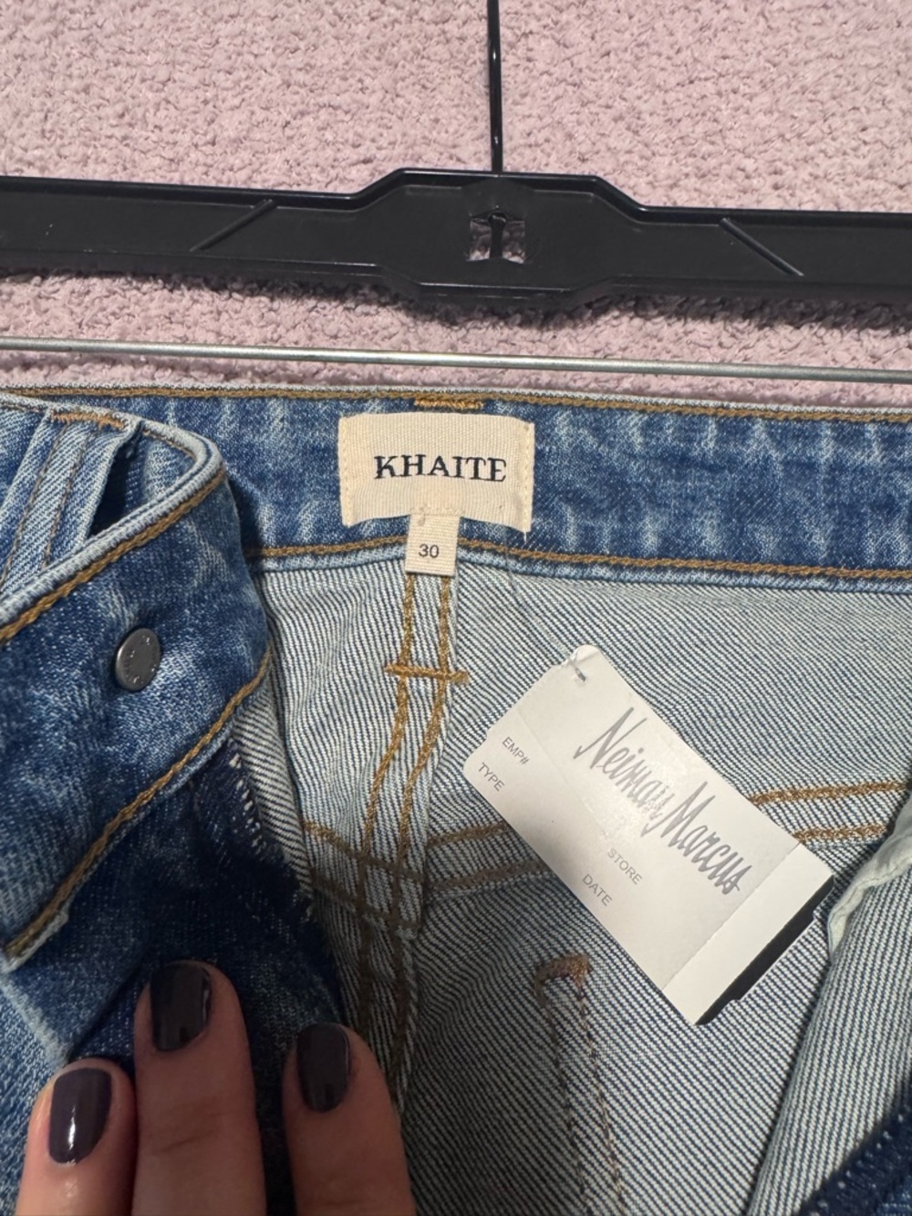 KHAITE Mid-Rise Wide-Leg Jeans in Washed Blue - Picture 5 of 9